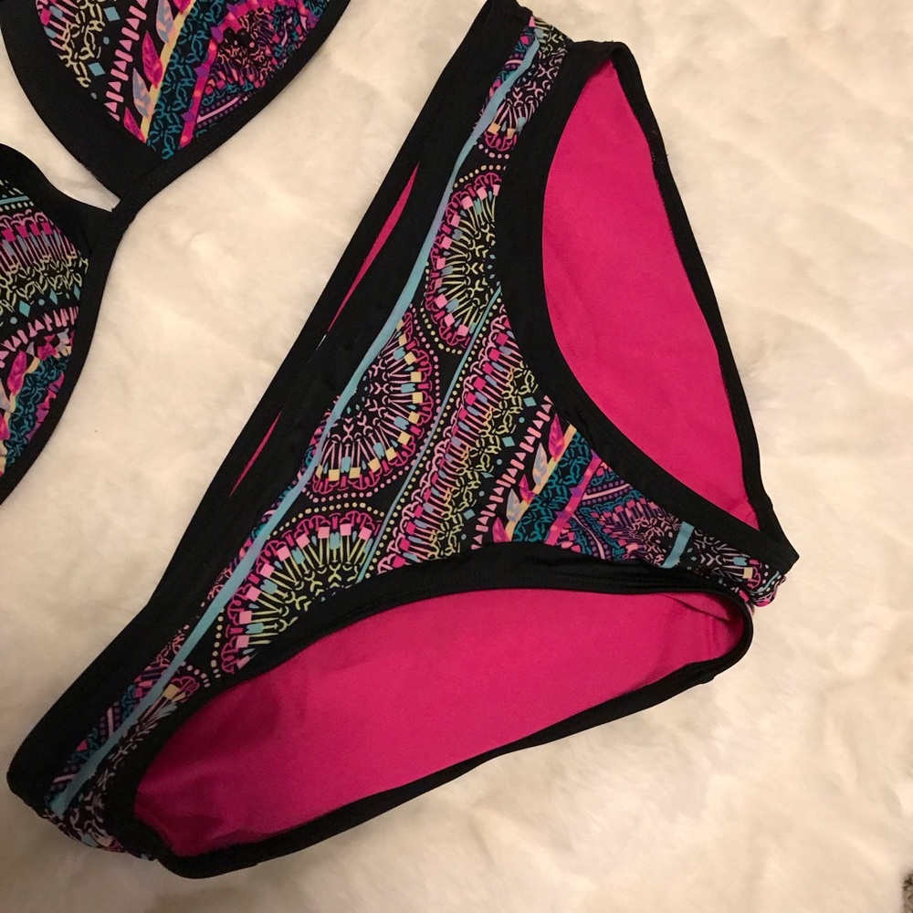 No boundaries bikini - Picture 3 of 4